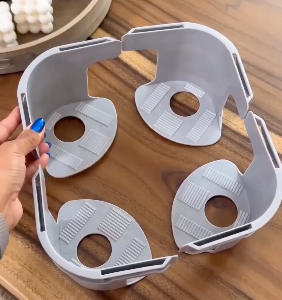 4 Bed Sheet Clips with the SnapLock™ Sheet System